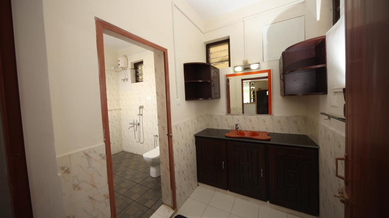 Ashtamudi Lake Garden Resorts Kollam Esterno foto